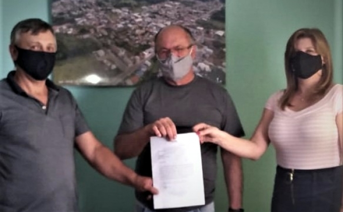 Foto ACISA e Paróquia de Ipê firmam parceria de colaboração e cooperação
